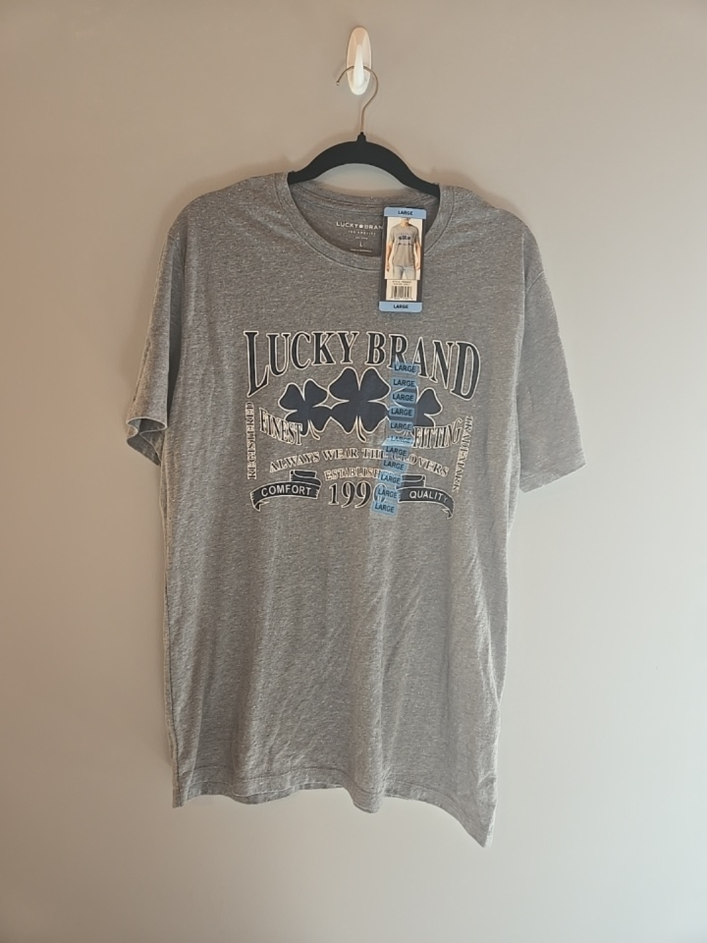 Lucky Brand Gray Short-Sleeve Graphic Tee with Clover